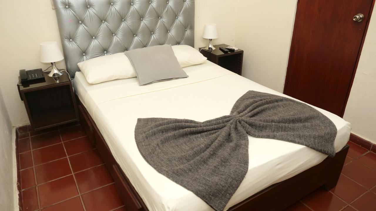 Hotel Alcaldeza - Garden House Maria Guadalupe サントドミンゴ エクステリア 写真