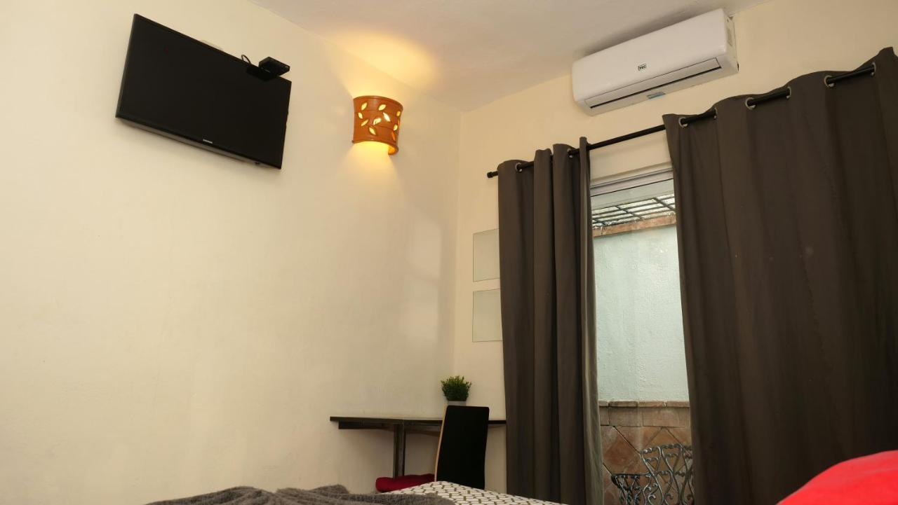 Hotel Alcaldeza - Garden House Maria Guadalupe サントドミンゴ エクステリア 写真